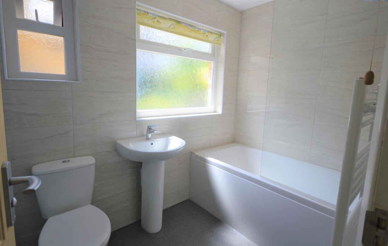 Hilltops Wroxall  Luaran gambar