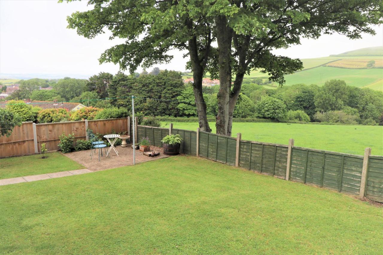 Hilltops Wroxall  Luaran gambar