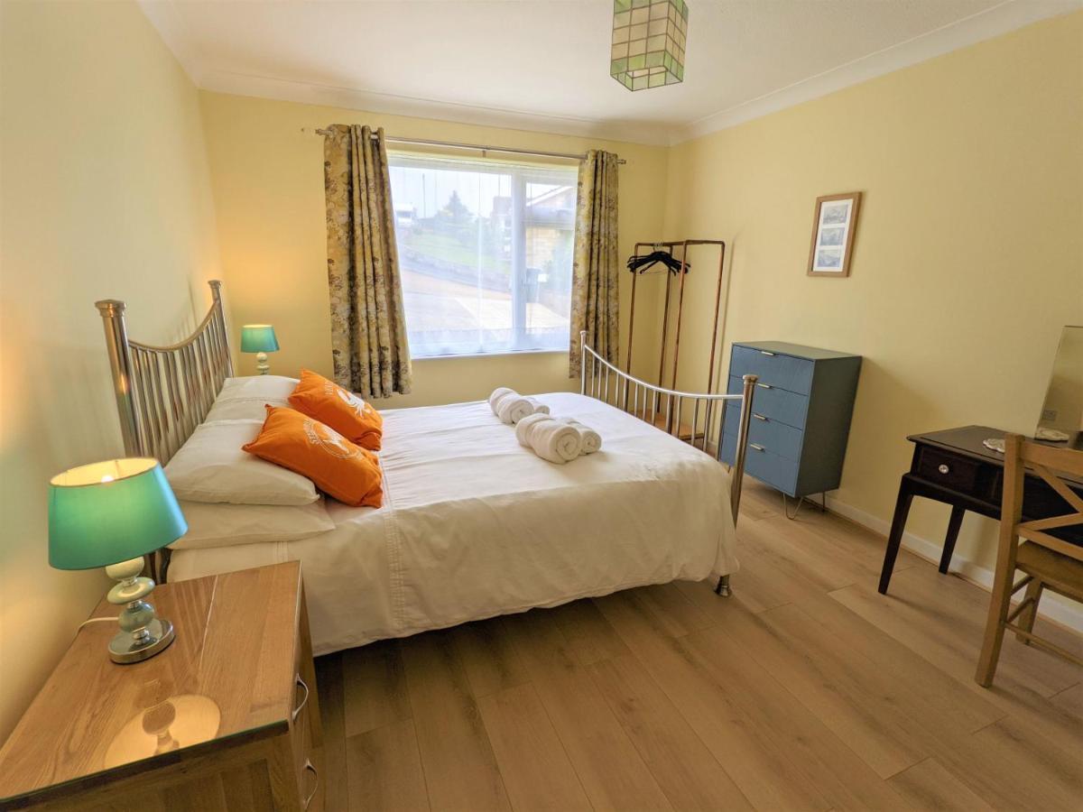 Hilltops Wroxall  Luaran gambar