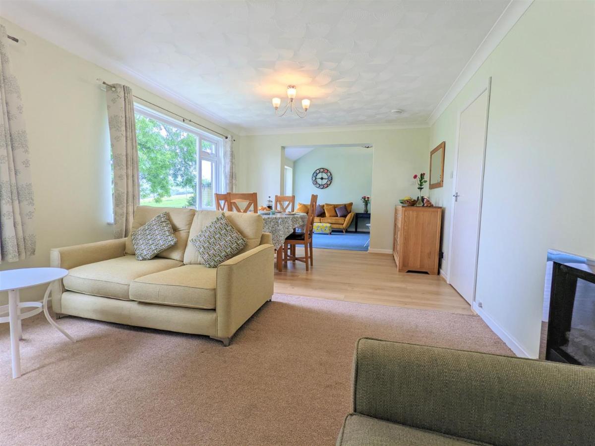 Hilltops Wroxall  Luaran gambar